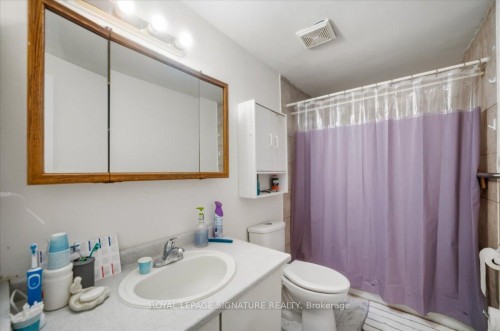 54 Scott Crescent, Barrie, ON 