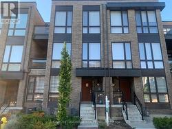 27 THORNCREST DRIVE Vaughan, ON L4J 0K1
