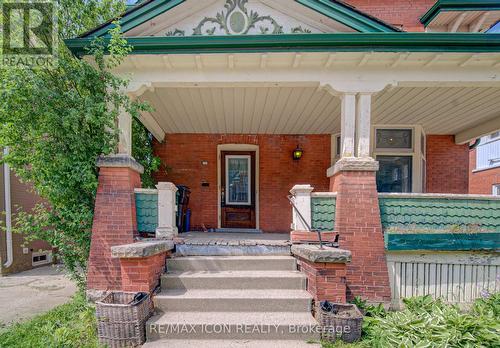 59 Irvin Street, Kitchener, ON 