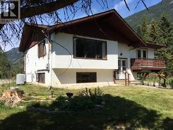 4856 32 Street Canyon, BC V0B 1C1