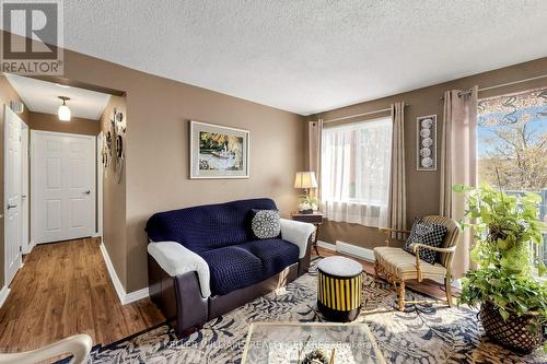 304 - 131 Taunton Road E, Oshawa, ON - Indoor Photo Showing Living Room