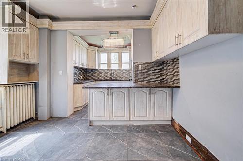 59 Irvin Street, Kitchener, ON - Indoor