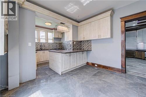 59 Irvin Street, Kitchener, ON - Indoor