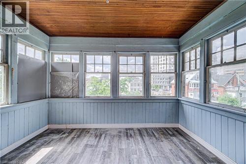 59 Irvin Street, Kitchener, ON - Indoor Photo Showing Other Room