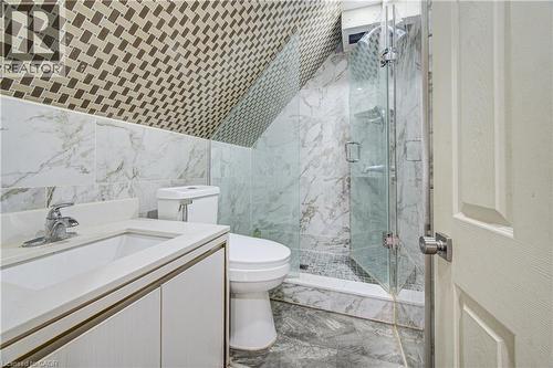 59 Irvin Street, Kitchener, ON - Indoor Photo Showing Bathroom