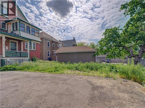 59 Irvin Street, Kitchener, ON - Outdoor