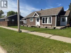 300 8th AVENUE W Nipawin, SK S0E 1E0