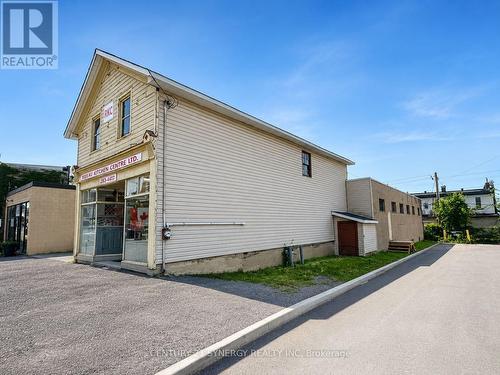 7 William Street W, Smiths Falls, ON 