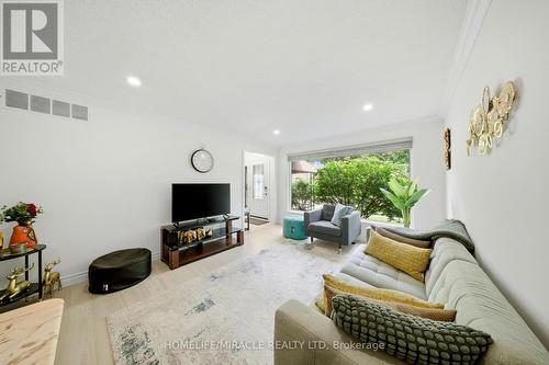 1612 Wavell Crescent, Mississauga, ON 