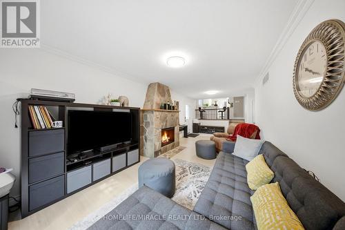 1612 Wavell Crescent, Mississauga, ON 