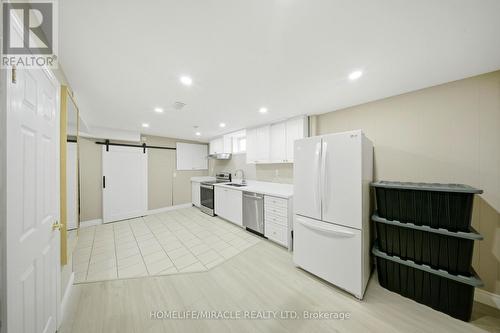 1612 Wavell Crescent, Mississauga, ON 