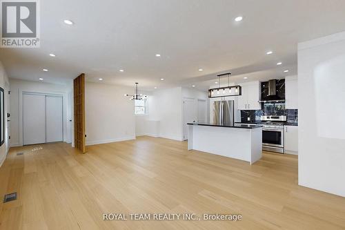 37 Markland Drive, Toronto, ON 