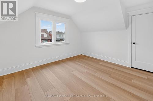101 Houghton Avenue S, Hamilton, ON 