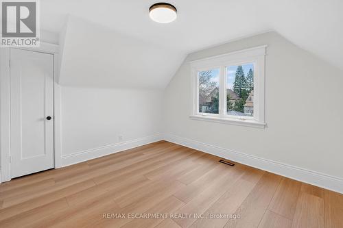 101 Houghton Avenue S, Hamilton, ON 
