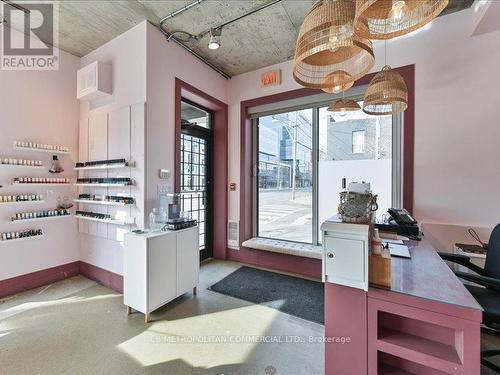 968 Queen Street W, Toronto, ON 