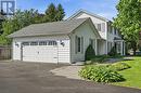 1 Meander Close, Hamilton, ON 