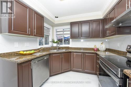 10 Leopard Gate, Brampton, ON 