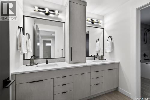 428 Woolf Bend, Saskatoon, SK 