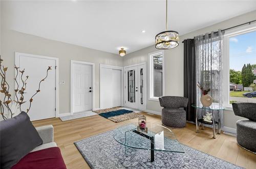 731 Elmhurst Road, Winnipeg, MB 