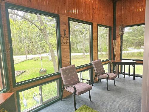 3 season sunroom - 6 Canoba Crescent, Gimli Rm, MB 