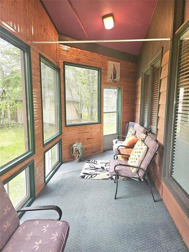 3 season sunroom - 6 Canoba Crescent, Gimli Rm, MB 