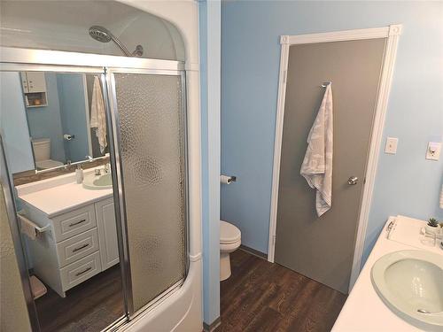 Main Bathroom - 6 Canoba Crescent, Gimli Rm, MB 