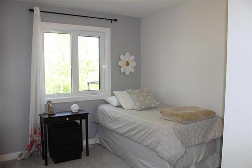Spare bedroom. - 7 Dalvik Road, Gimli Rm, MB 