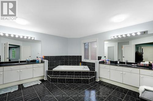 2166 Erin Centre Boulevard, Mississauga, ON 