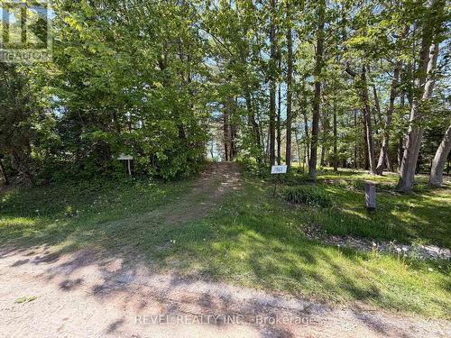 Deeded Lake Access - 7509 Baldwin Lane, Ramara, ON 