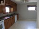 325 3Rd Avenue E, Leader, SK 