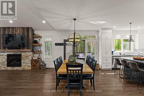 49 Sydenham Trail W, Clearview, ON 