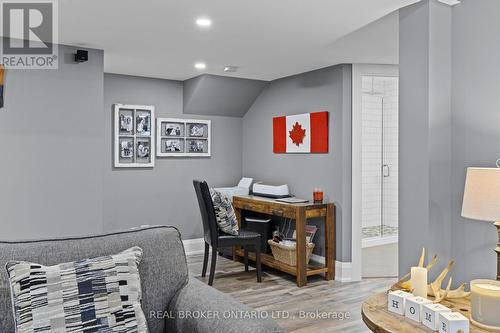49 Sydenham Trail W, Clearview, ON 