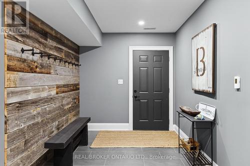 49 Sydenham Trail W, Clearview, ON 
