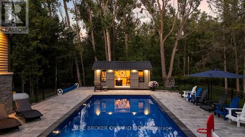 49 Sydenham Trail W, Clearview, ON 