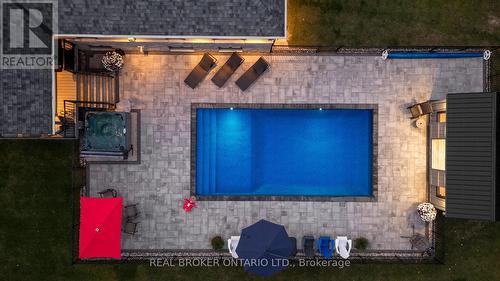 49 Sydenham Trail W, Clearview, ON 