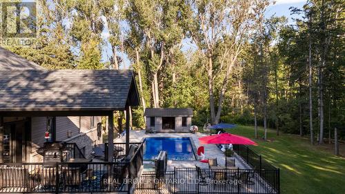 49 Sydenham Trail W, Clearview, ON 