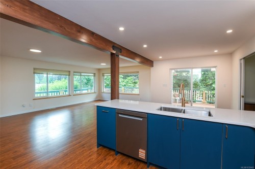 2112 Stellar Crt, Comox, BC 