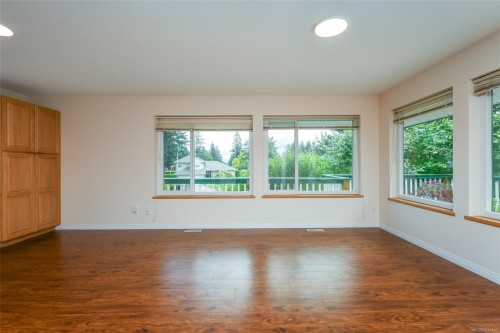 2112 Stellar Crt, Comox, BC 