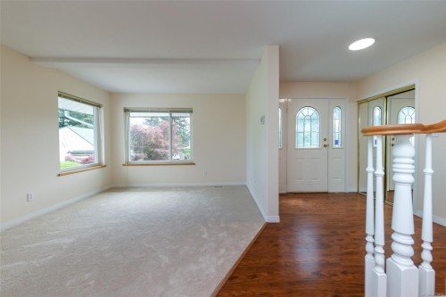 2112 Stellar Crt, Comox, BC 