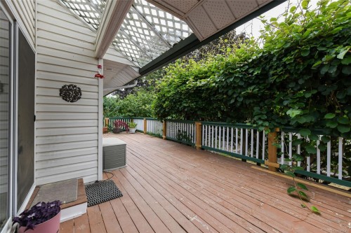 2112 Stellar Crt, Comox, BC 