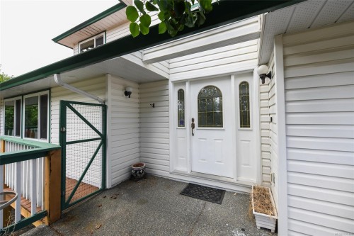 2112 Stellar Crt, Comox, BC 