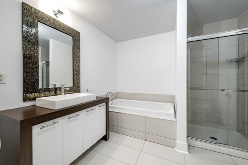 Salle de bains attenante à la CCP - 111-4200 Rue St-Ambroise, Montréal (Le Sud-Ouest), QC 