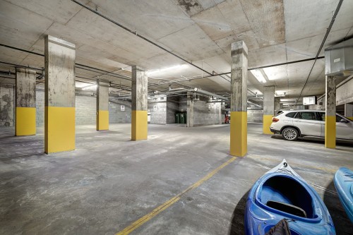 Garage - 111-4200 Rue St-Ambroise, Montréal (Le Sud-Ouest), QC 