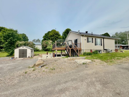Cour - 213 Route Du Canton, Brownsburg-Chatham, QC - Outdoor