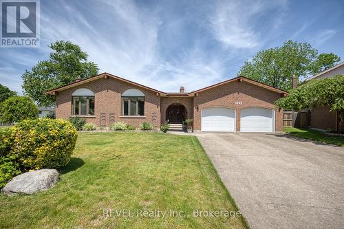2795 SOLAR CRESCENT  Niagara Falls (Stamford), ON L2J 4A8