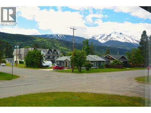 3592 4Th Avenue, Smithers, BC 