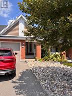 66 KAYENTA STREET W Ottawa, ON K2S 2K7