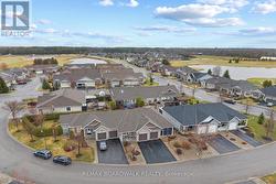Gorgeous ponds and neighbourhood - 