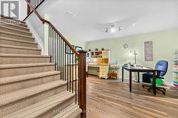 Large family rm, office or hobby or craft room - 