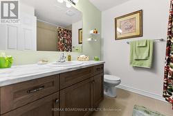 Downstairs 4pc washroom - 